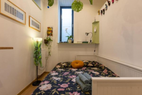 La Chambre Suspendue by Maison Brasseurs d'Etoiles